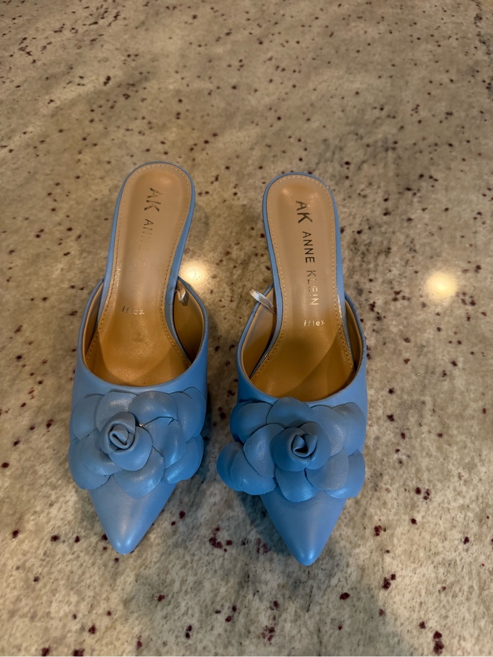 NWOT Anne Klein Light Blue Leather Floral Pointed Mules
